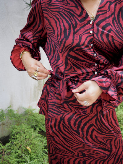 Baju Rogaya Belang Merah