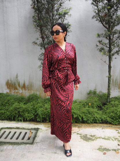 Baju Rogaya Belang Merah