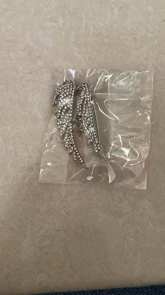 Kerongsang Wings Diamond