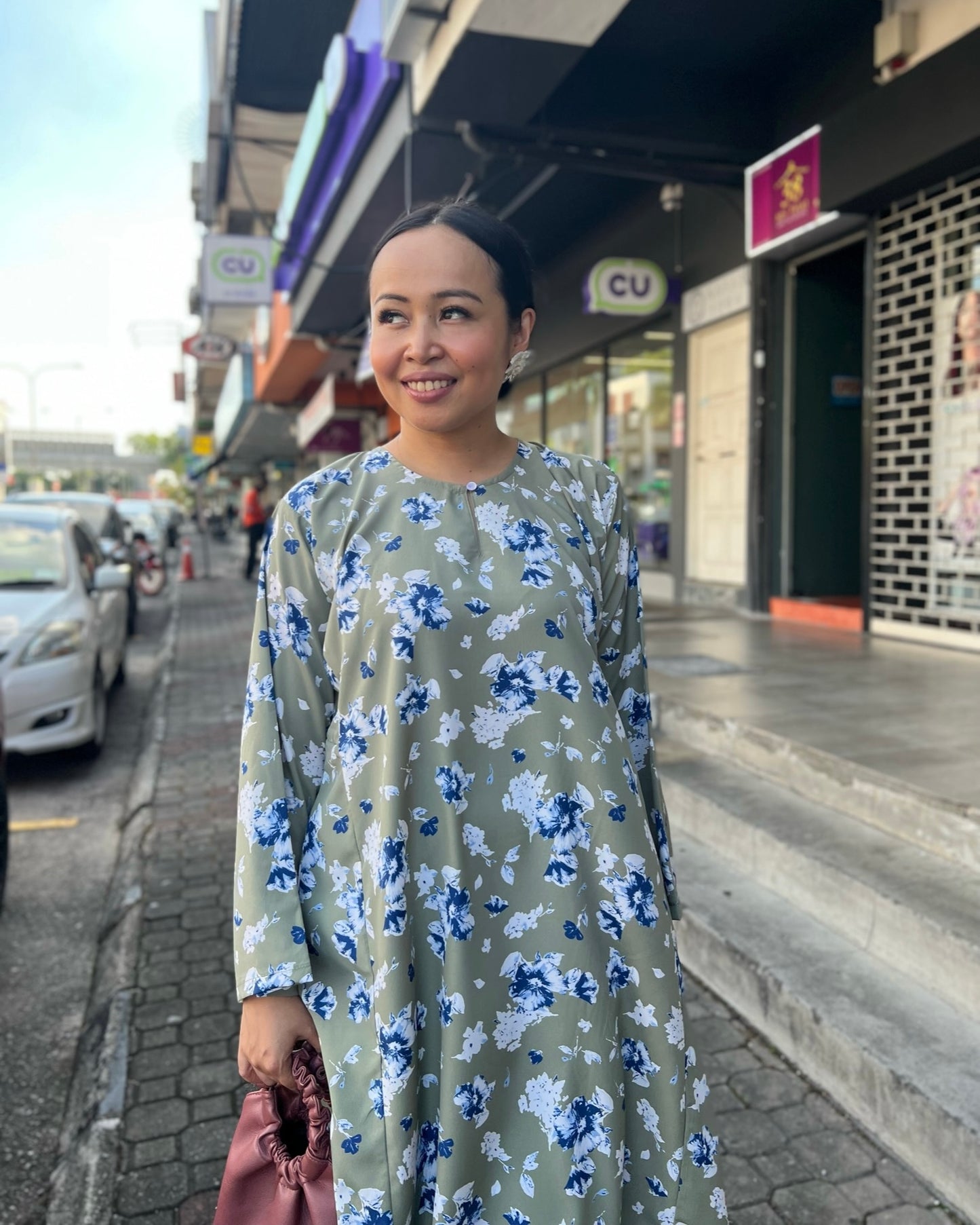 Baju Kurung Bunga Hijau